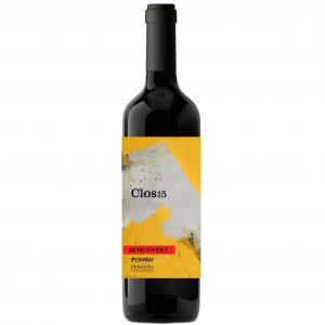 Clos 15 Tempranillo Red Semi Sweet wine Mevushal